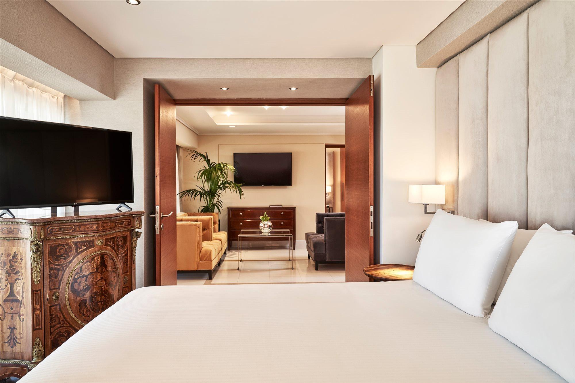 แบลล์วู ออน เดอะบีช สวีท Hotel Rhodes City ภายนอก รูปภาพ